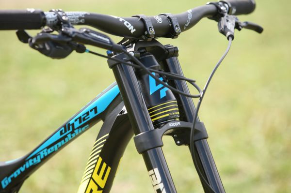 Lapierre DH 727