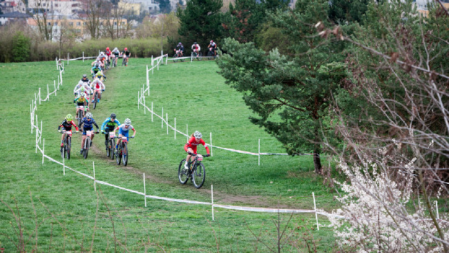 Po dalším půlkiláčku převzala otěže Barča Průdková