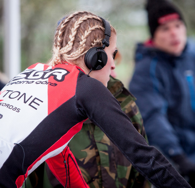 Celkem cool postrování do přilby