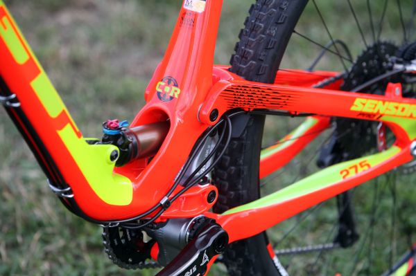 GT Sensor Carbon Pro