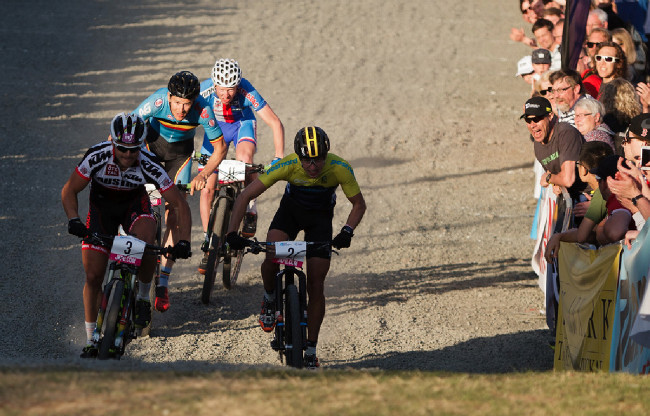 Těžké semifinále