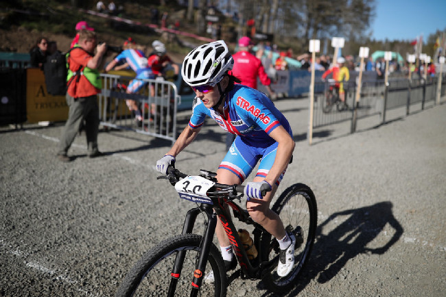 Jitka Škarnitzlová vyráží do 3. úseku