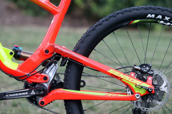 GT Sensor Carbon Pro