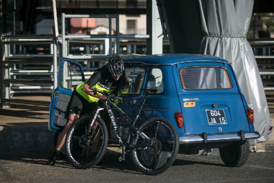 život je otázkou priorit... :)