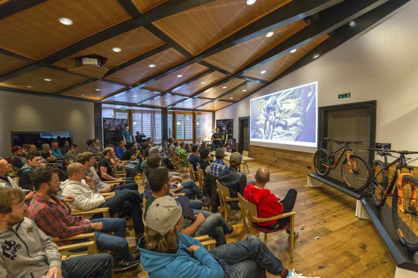 Fotogalerie: Scott 217