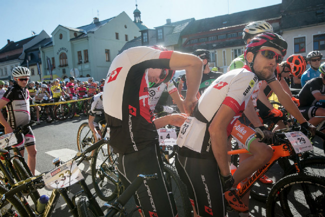 Týmová pomoc na startu