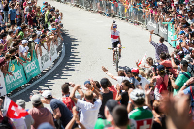 Nino Schurter slaví své 20. vítězství ve Světovém poháru
