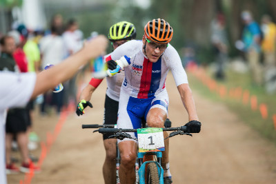 Osvěžení do druhé poloviny závodu