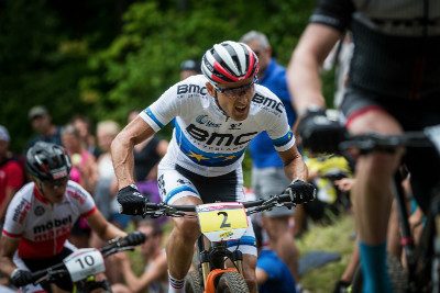 Julien Absalon vypadal že umře. A pak nastoupil...