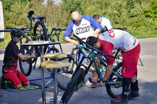 Testování s Rock Machine na Ještědu
