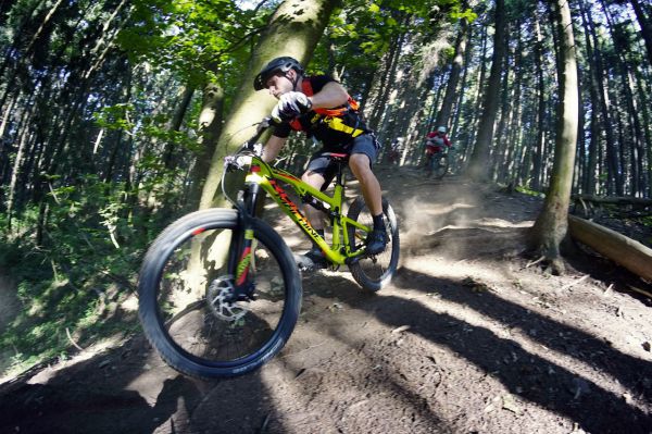 Testování s Rock Machine na Ještědu