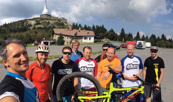 Testování s Rock Machine na Ještědu