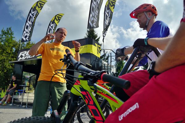 Testování s Rock Machine na Ještědu