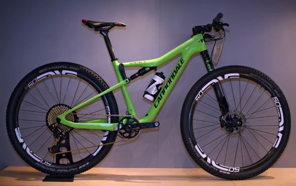 První závodní Fontanův Scalpel