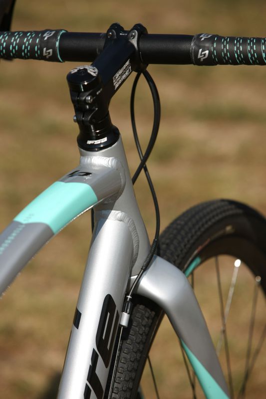 Lapierre Crosshill 300