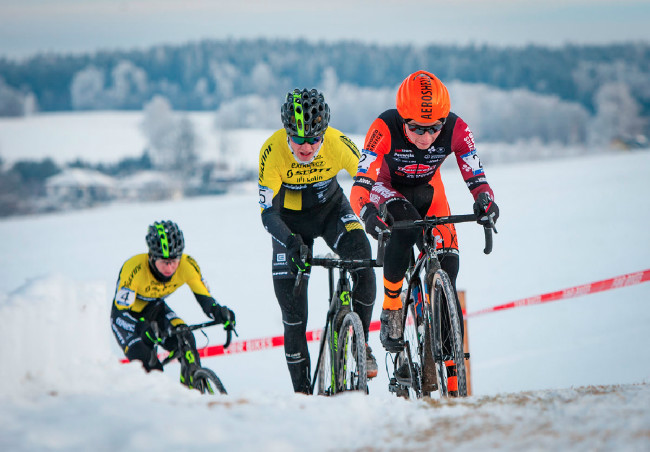 Jeden z výživných soubojů Nesvadby a Boroše