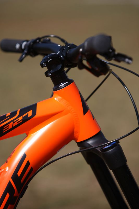 Lapierre Spicy 327 (2017)