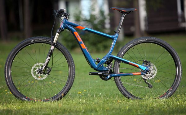 GT Helion Elite 29er