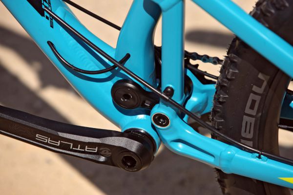 Rock Machine Blizzard 27,5+ 90