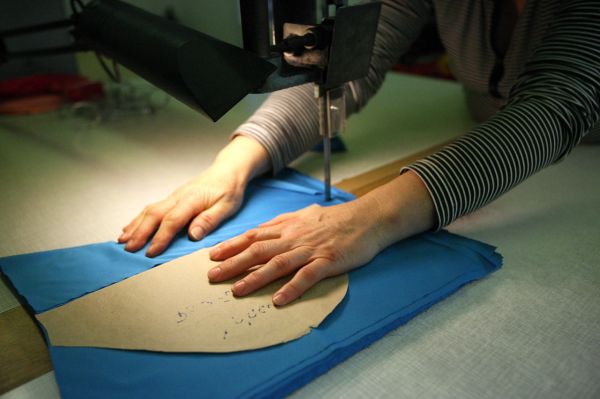 Na návštěvě v Sensoru - stříhání