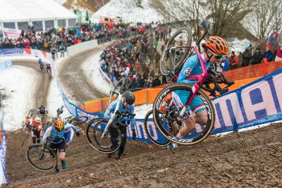 Domácí Christine Majerus na čele závodu žen