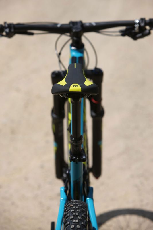 Rock Machine Blizzard 27,5+ 90