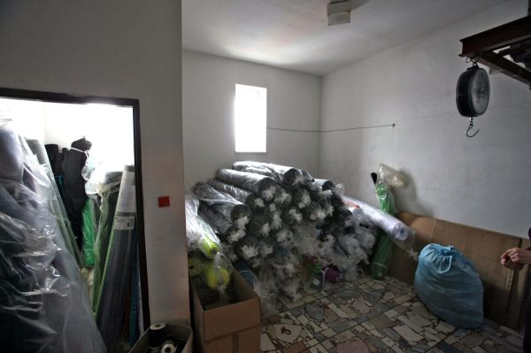 Na návštěvě v Sensoru - sklad látek a příslušenství