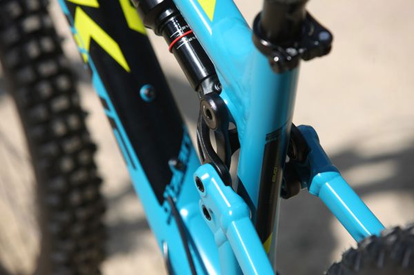 Rock Machine Blizzard 27,5+ 90