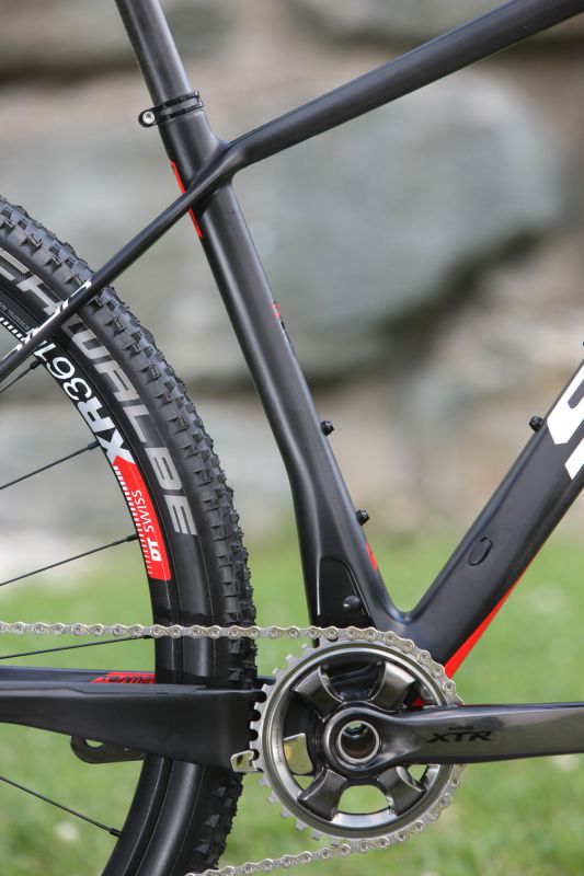 Superior Team Issue Di2