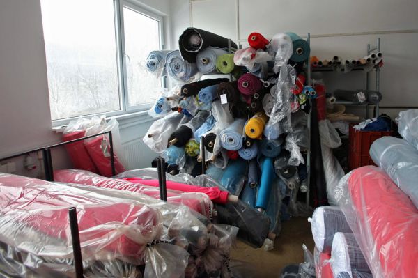 Na návštěvě v Sensoru - sklad látek a příslušenství