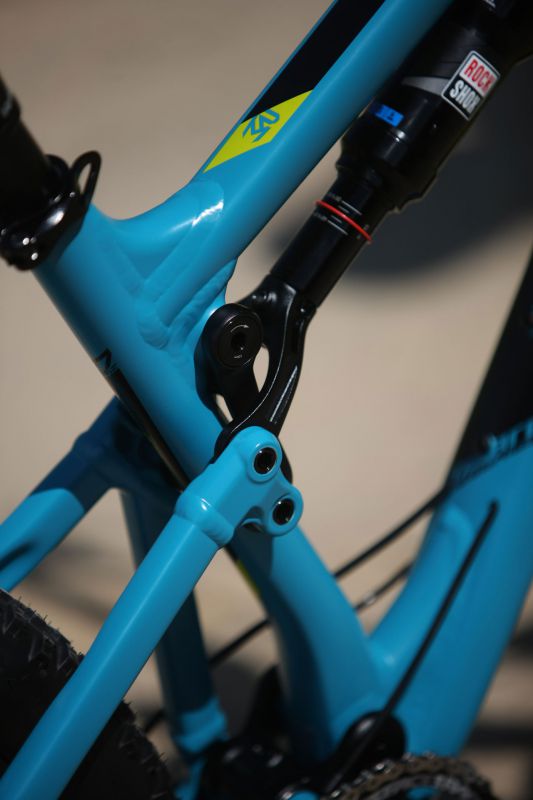 Rock Machine Blizzard 27,5+ 90