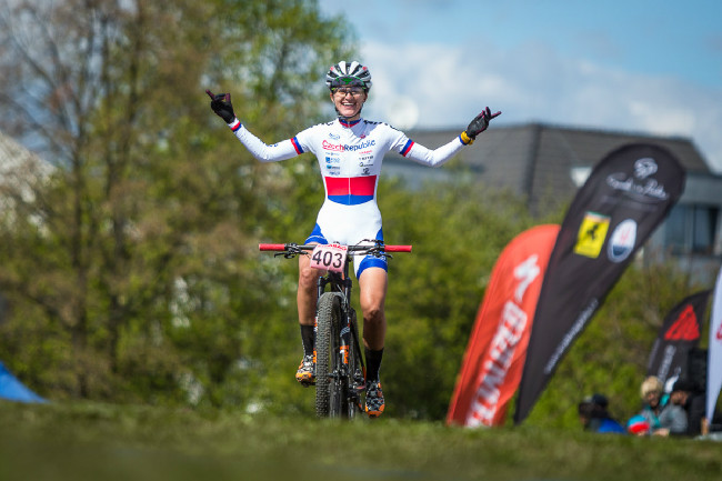  Vítězné gesto Karly Štěpánové