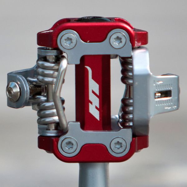 HT pedály D1 & M1