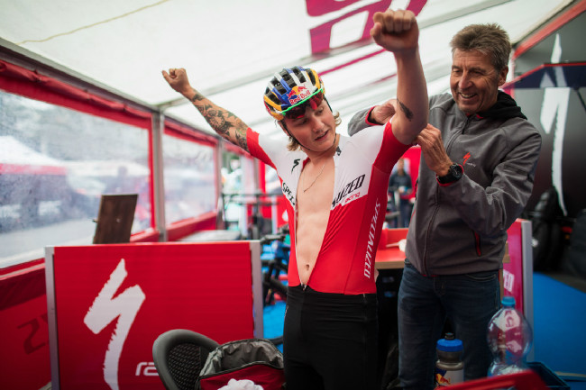 SIimon Andreassen se nám trochu nafouknul