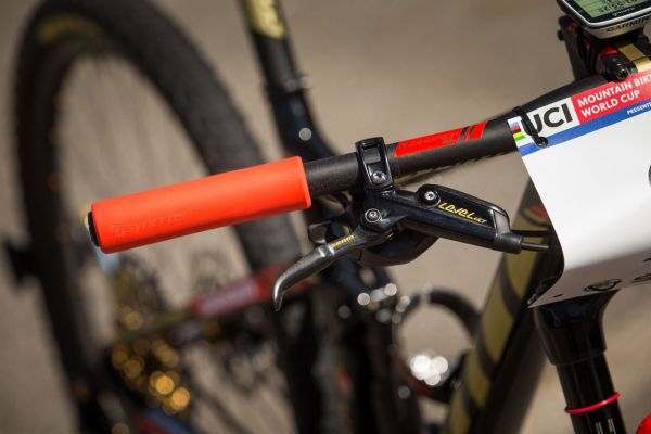 Scot Spark Nino Schurtera