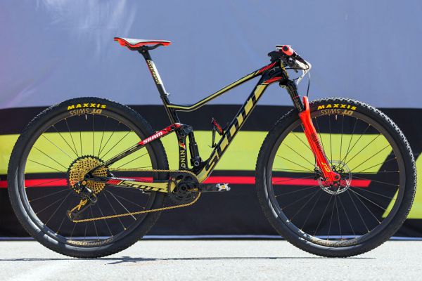 Scot Spark Nino Schurtera