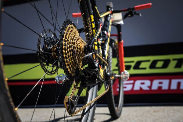 Scot Spark Nino Schurtera