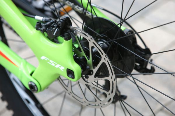 Specialized Demo 8 I Alloy