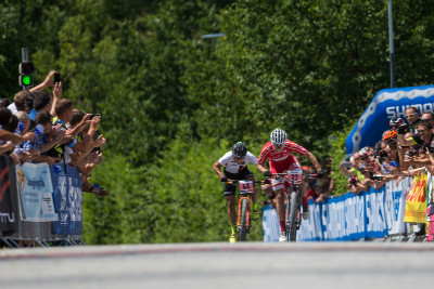 Annika Langvad sprintuje pro svůj další titul mistryně světa
