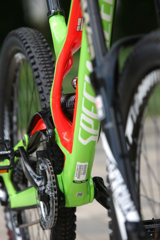 Specialized Demo 8 I Alloy