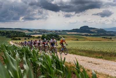 Tiago Ferreira a Mathieu van der Poel na čele mužského balíku