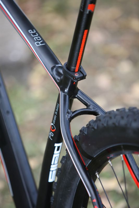 Pells Razzer Race 7 Plus