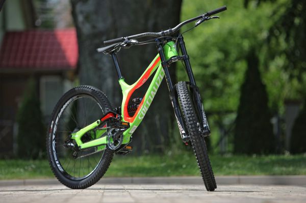 Specialized Demo 8 I Alloy