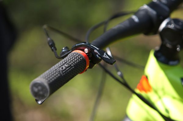 Rock Machine Blizzard 90 27