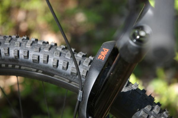 Rock Machine Blizzard 90 27