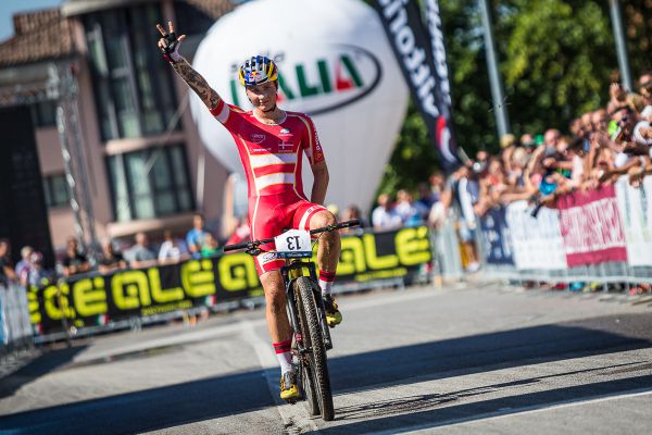 Trojka pro Andreassena