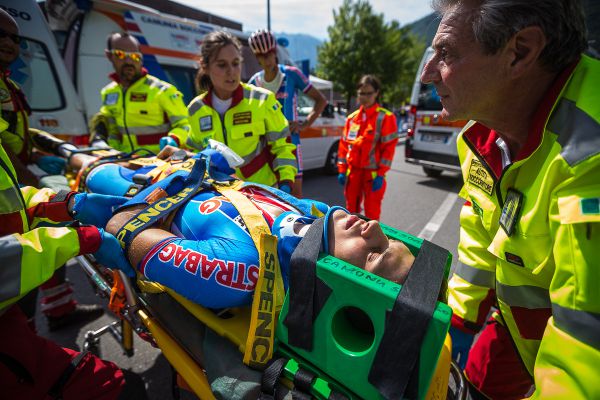 Dominik Prudek je odvážen do nemocnice