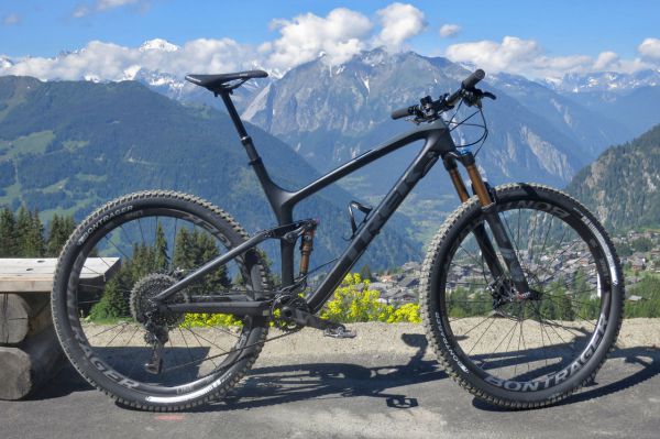 Trek Re:aktiv Thru shaft