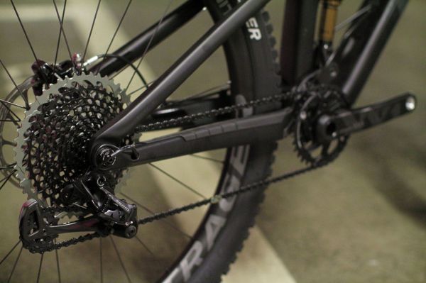 Trek Re:aktiv Thru shaft