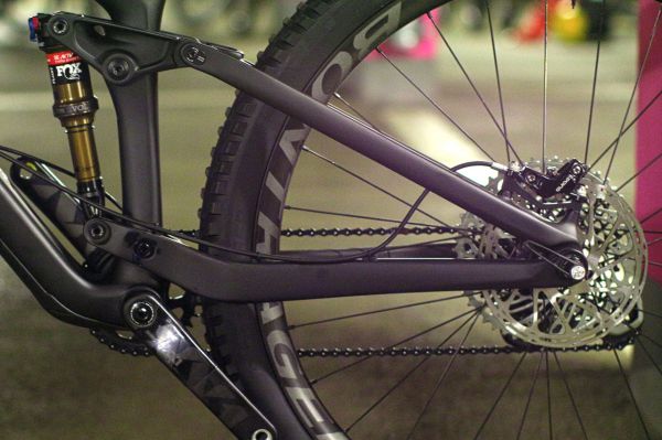 Trek Re:aktiv Thru shaft